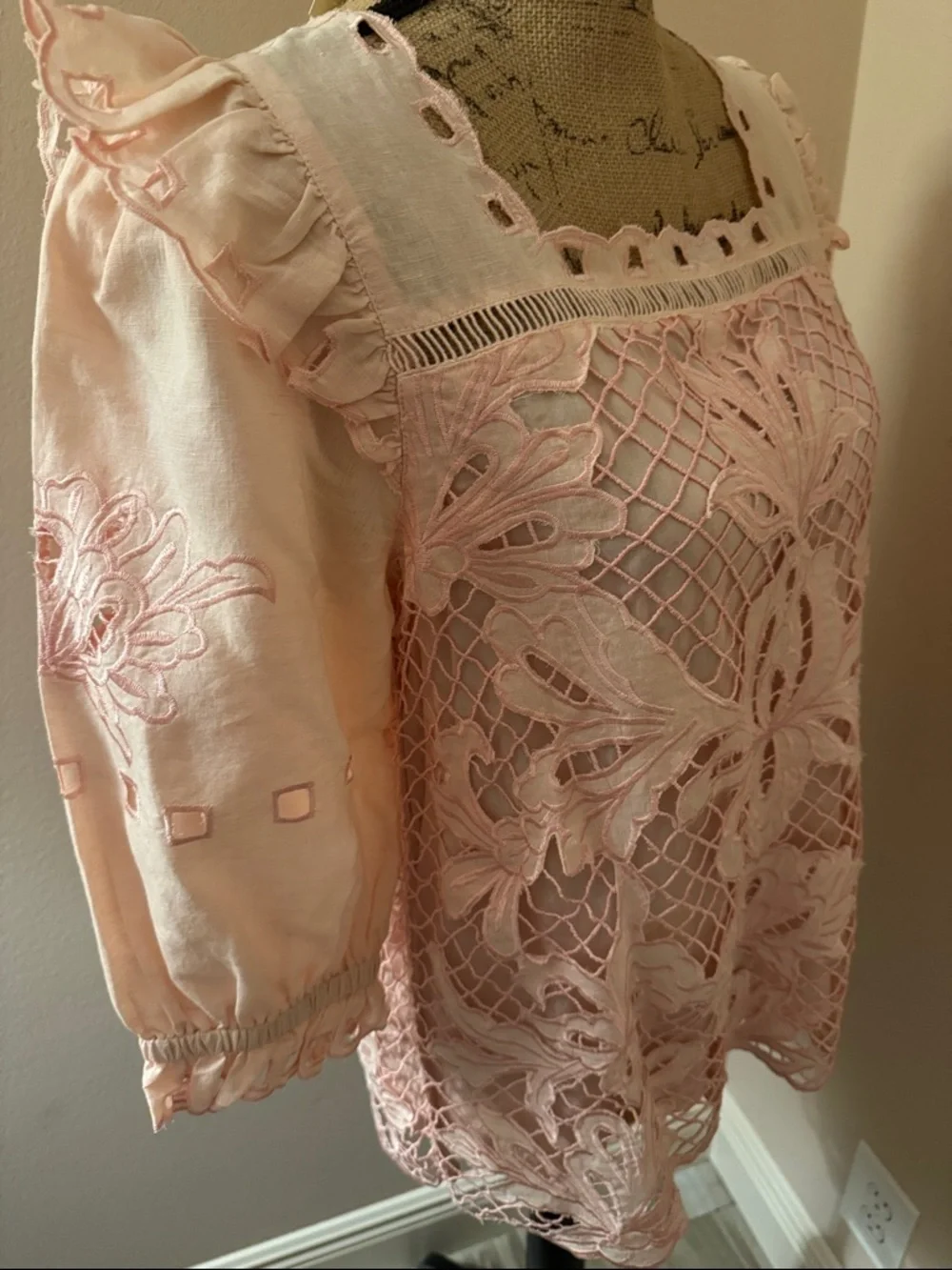 Peachy/pink embroidered cotton top size small - Picture 5 of 9